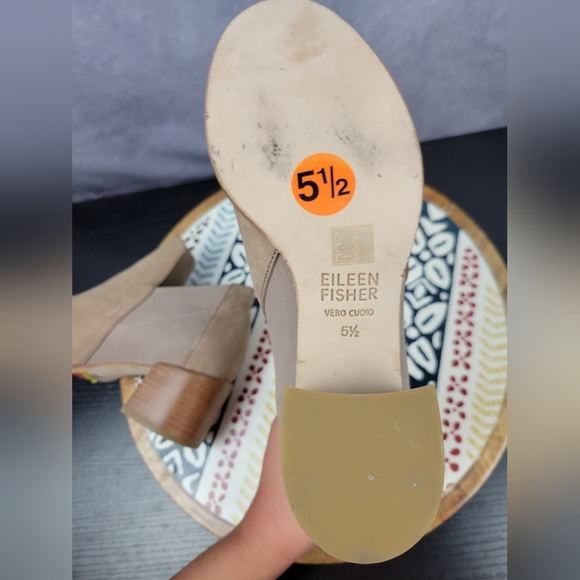 EILEEN FISHER women's bayo earth booties in earth tumbled nubuck Woman  Size 5.5 - Picture 10 of 13